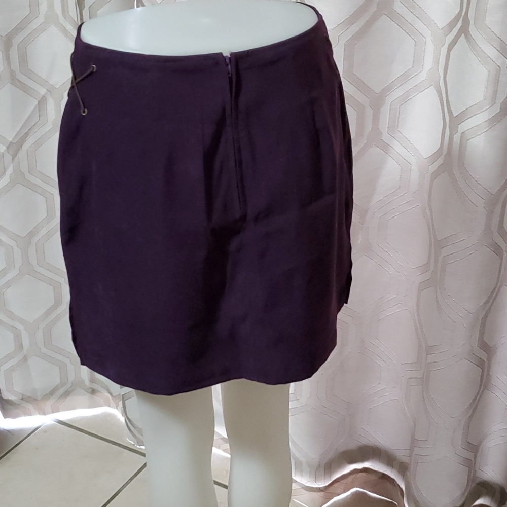 Purple faux suede skirt - Picture 3 of 5